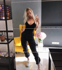 Фото проститутки Вика №2 в городе Астрахань